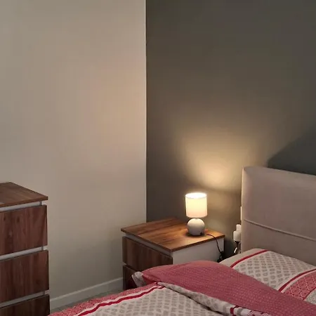 Bay 2br With Sea Views