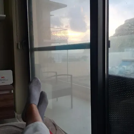 Apartment Bay 2br With Sea Views